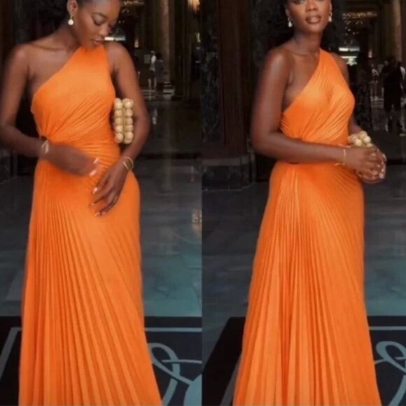 A.LC. Delfina One Shoulder Pleated Cut Out Asymmetrical Hem Midi Dress 0 - Picture 2 of 9